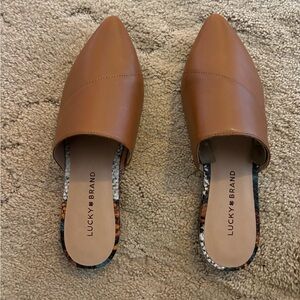 Lucky Brand mules- NEVER WORN  - size Women’s 7.5 - Tan